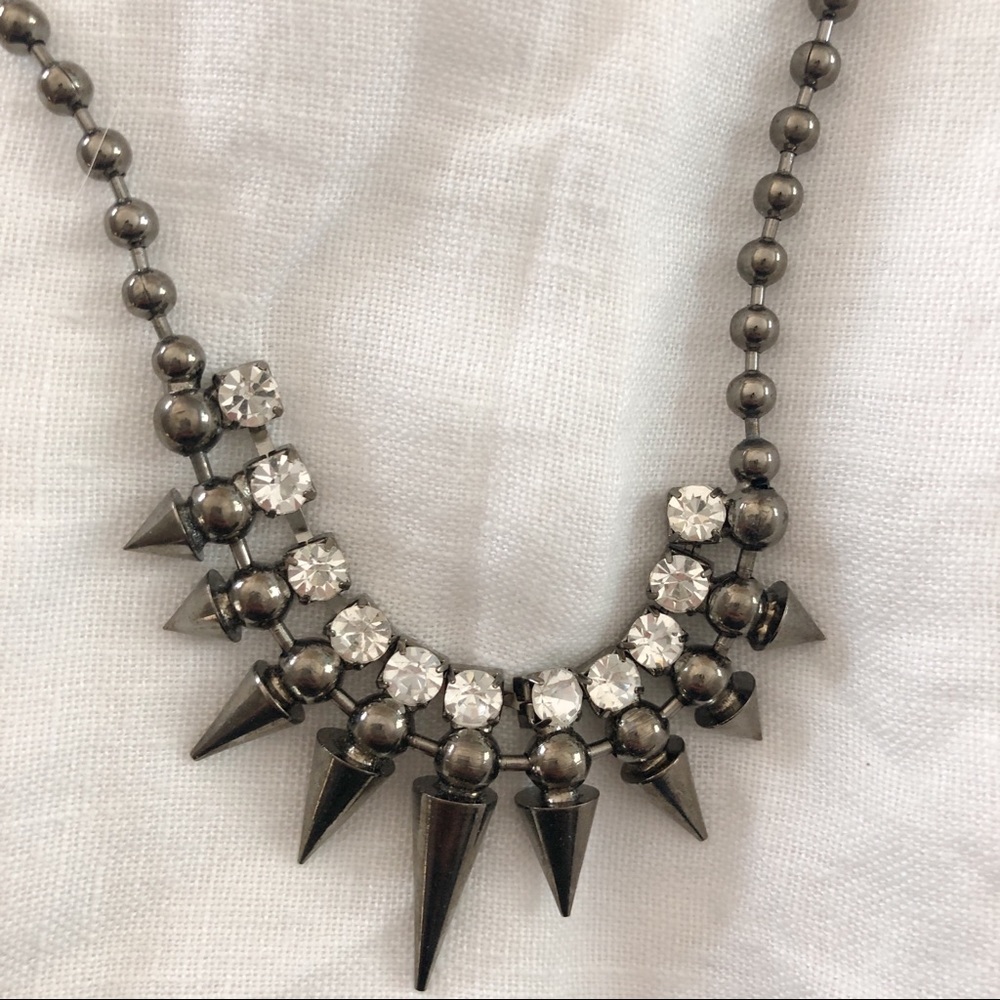 Spiky statement necklace - Picture 5 of 5